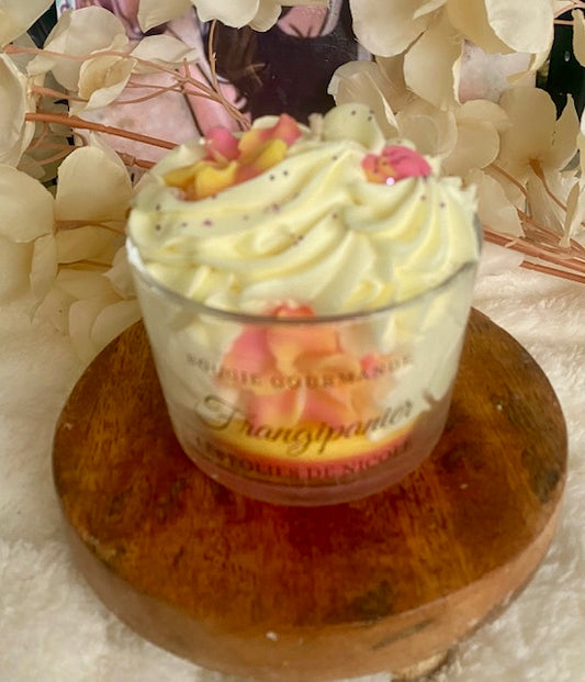 Bougie gourmande frangipanier